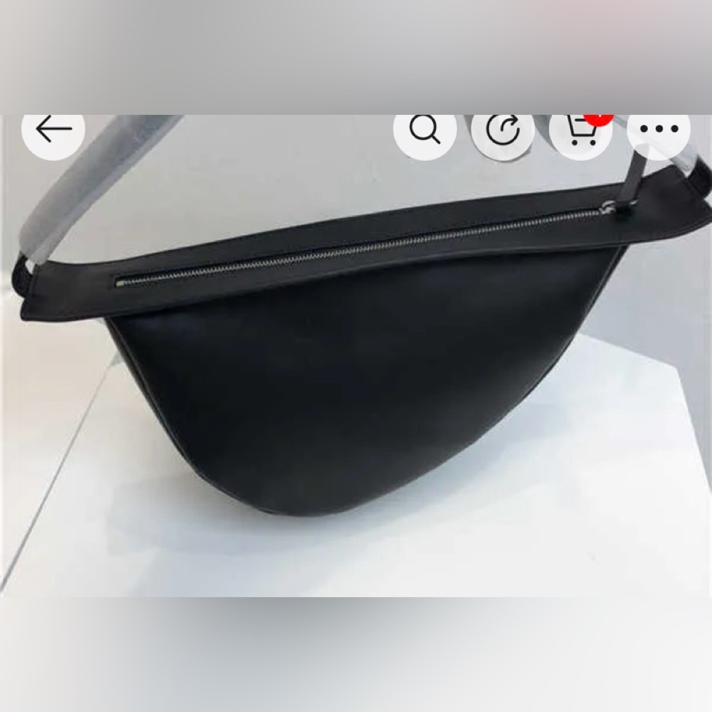 Black Banana crossbody  Leather  Bag